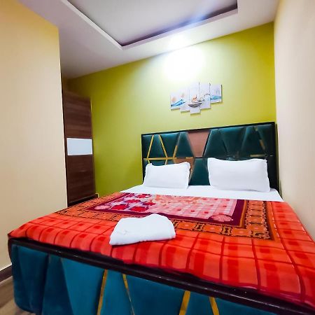 Roomshala 122 Hotel Park View - Near Adarsh Nagar New Delhi Exterior photo
