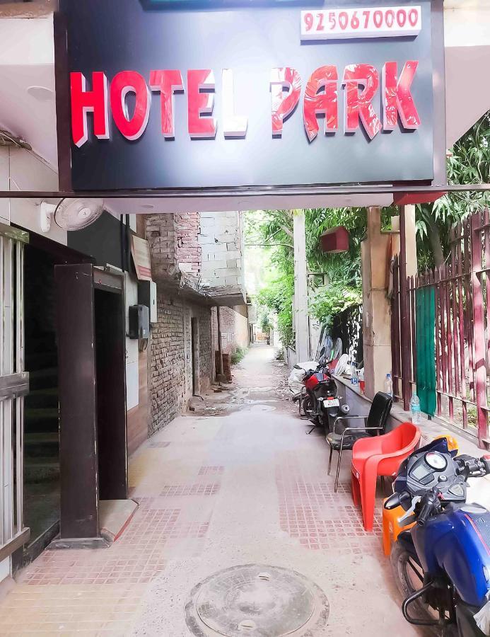 Roomshala 122 Hotel Park View - Near Adarsh Nagar New Delhi Exterior photo