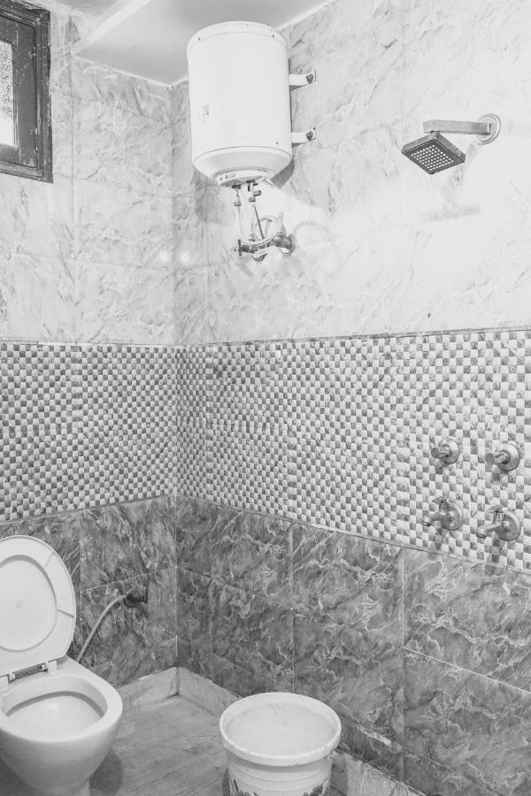 Roomshala 122 Hotel Park View - Near Adarsh Nagar New Delhi Exterior photo